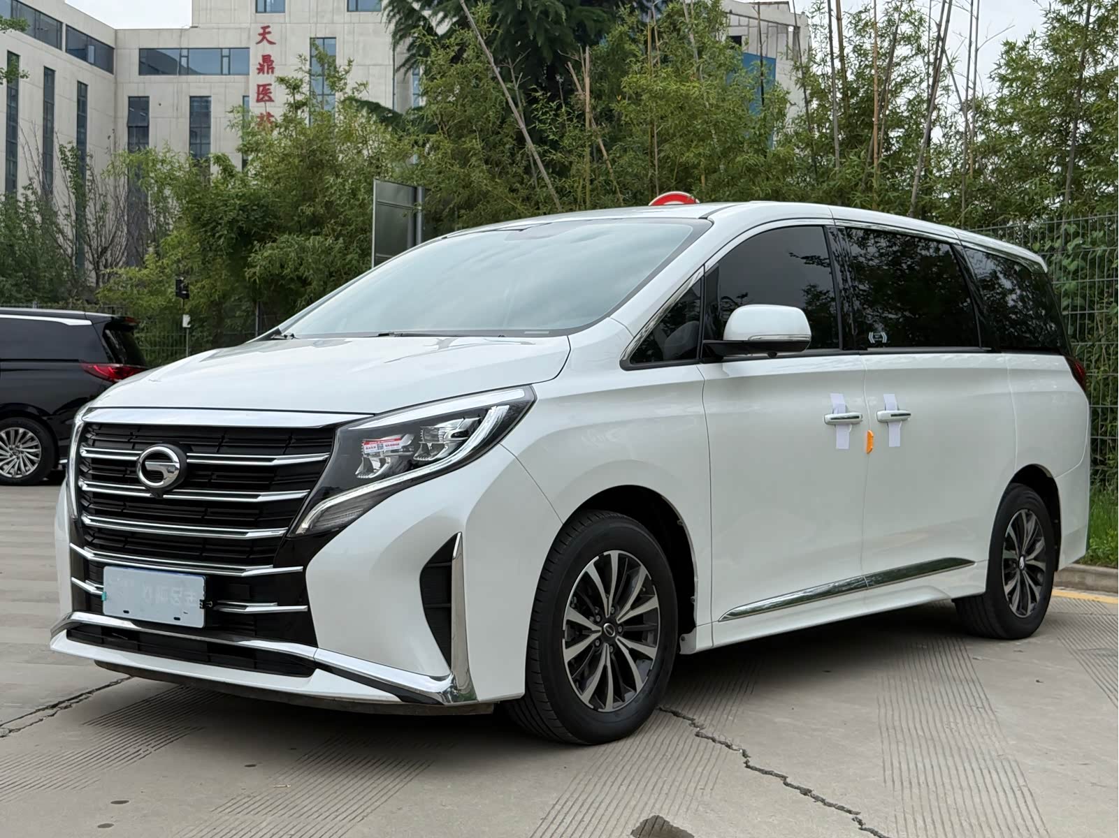 Trumpchi M8 (Xiangwang M8)