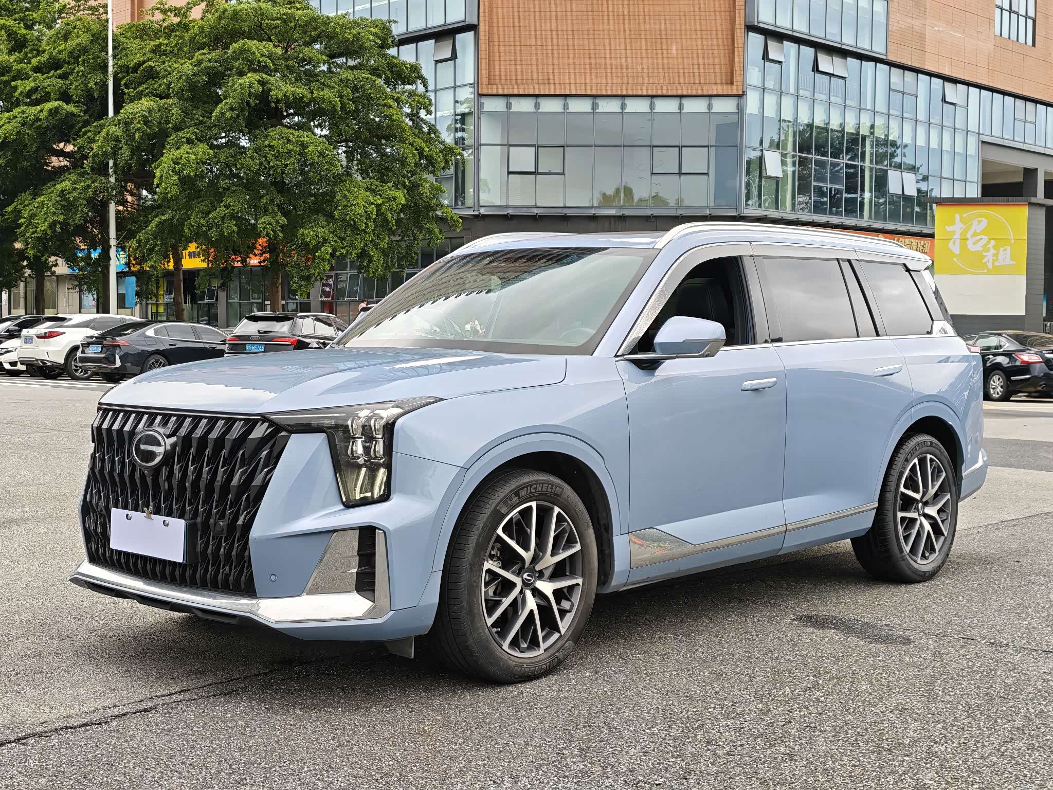 Trumpchi GS8