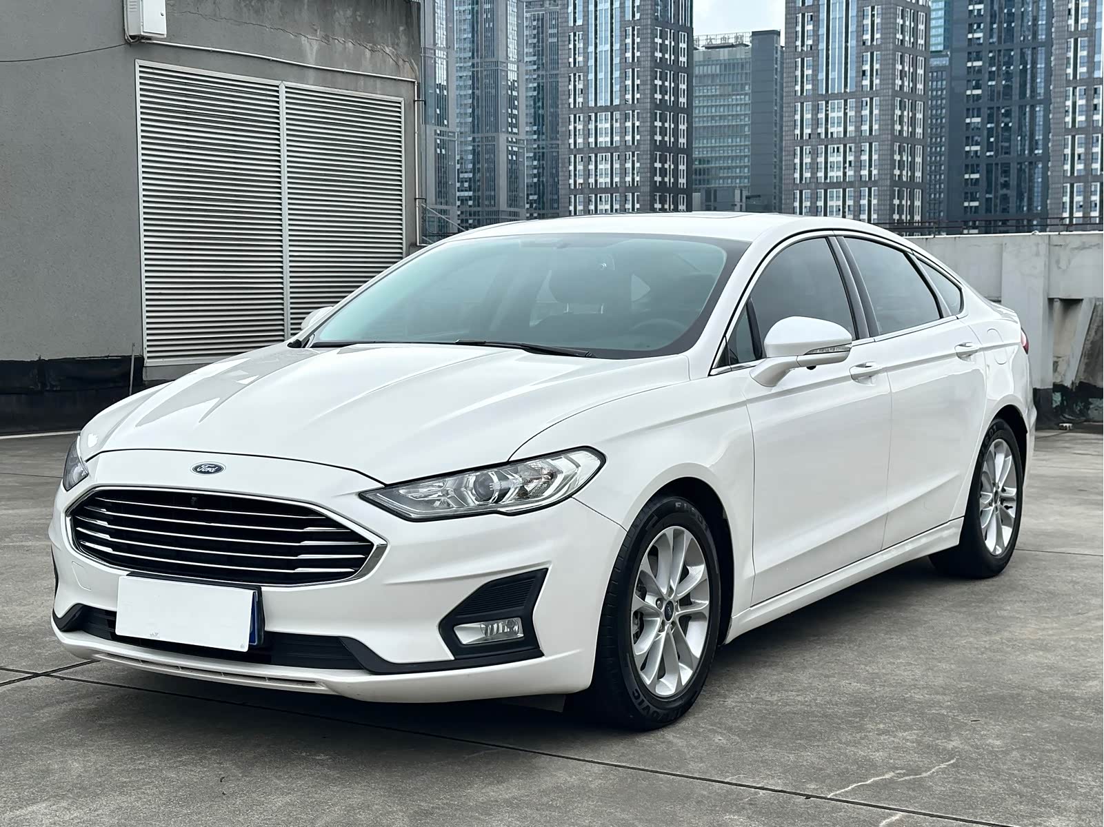 Ford Mondeo, фото 1 из 1