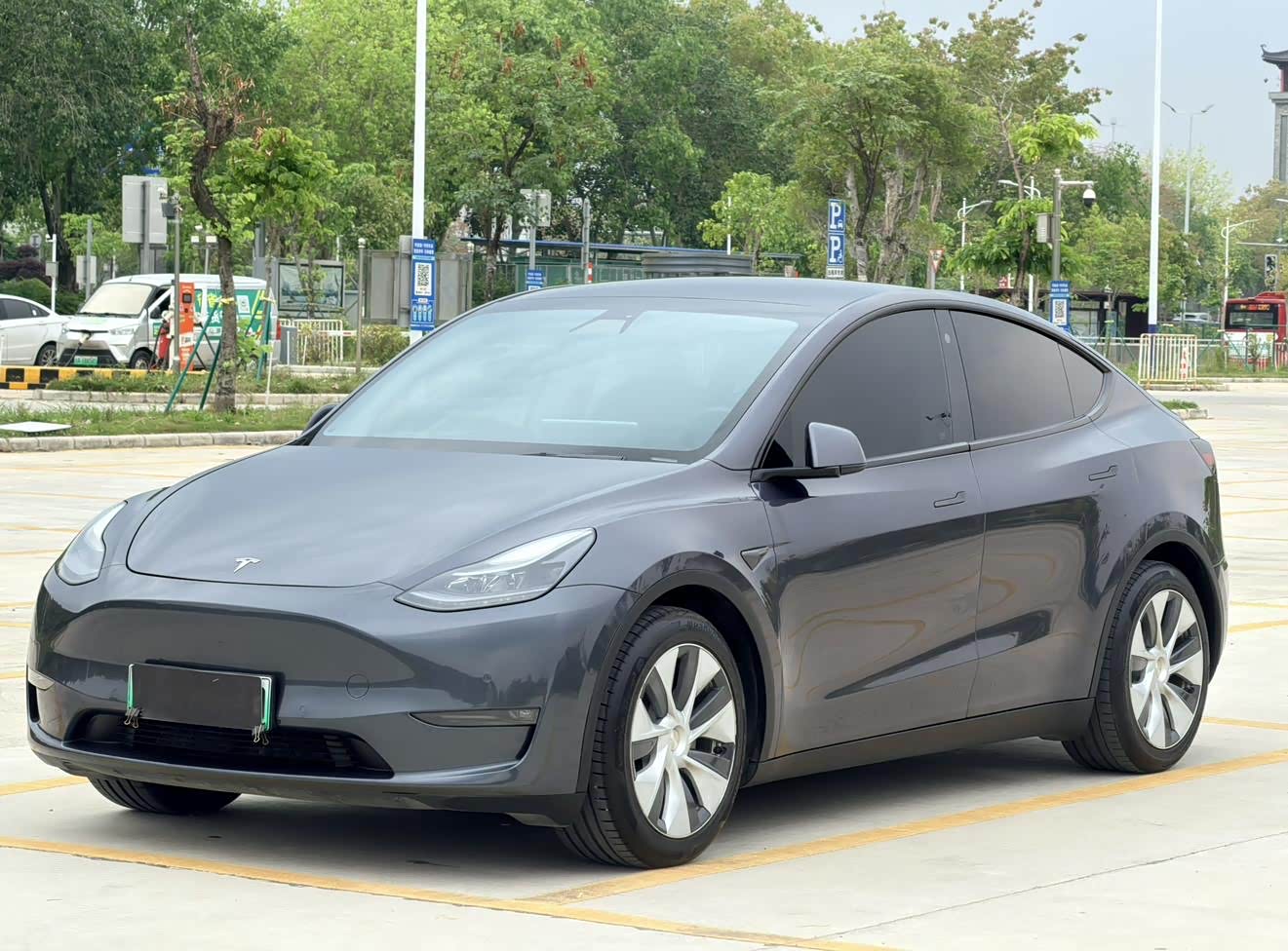 Tesla Model Y, фото 1 из 1
