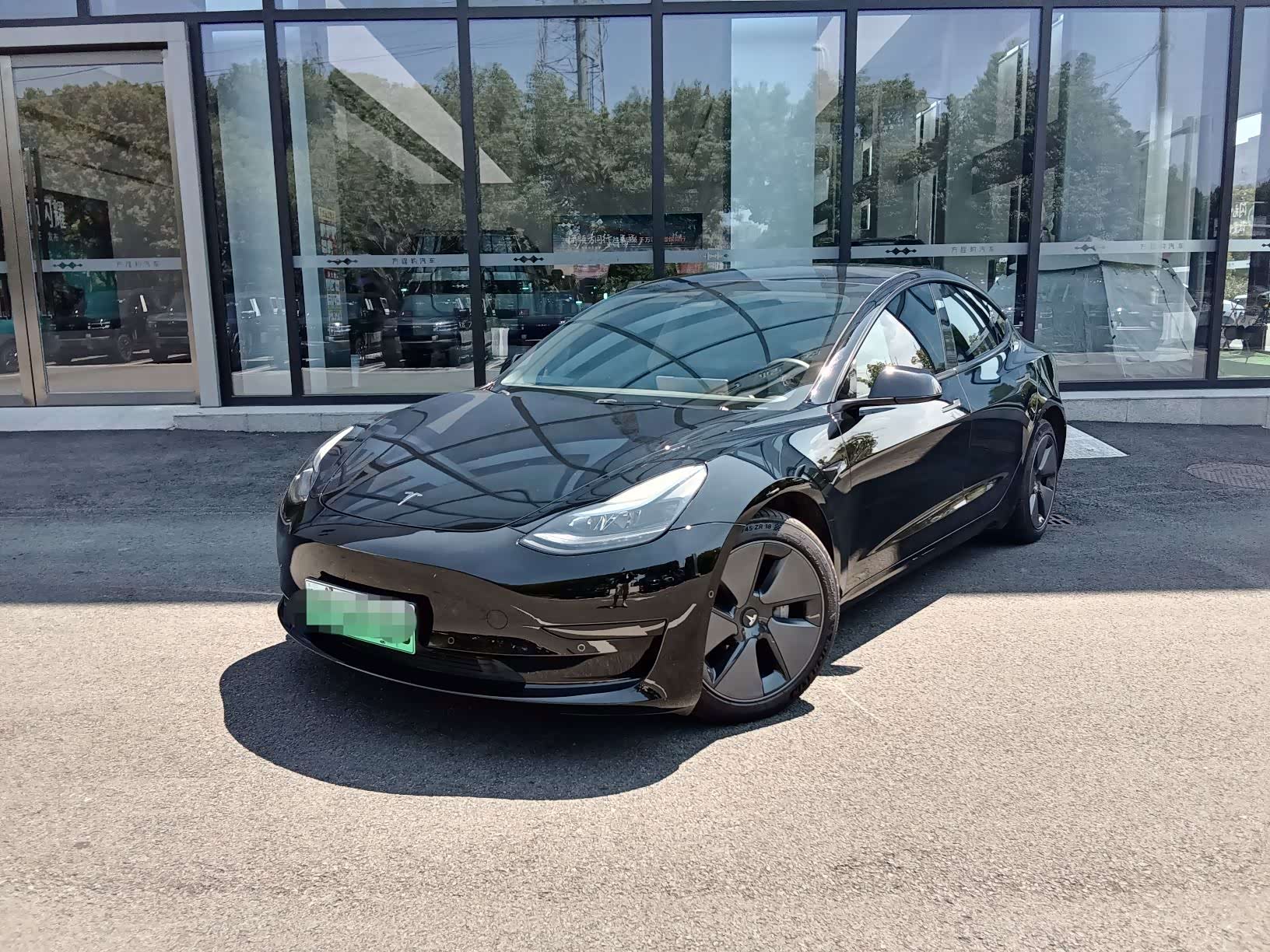 Tesla Model 3, фото 1 из 1