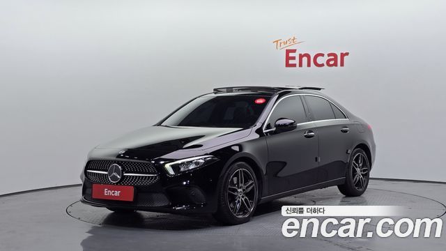 Mercedes-Benz A-Class A220, фото 1 из 4