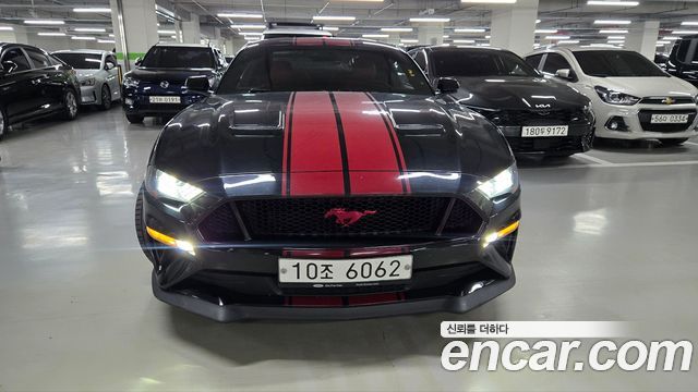 Ford Mustang GT, фото 1 из 4