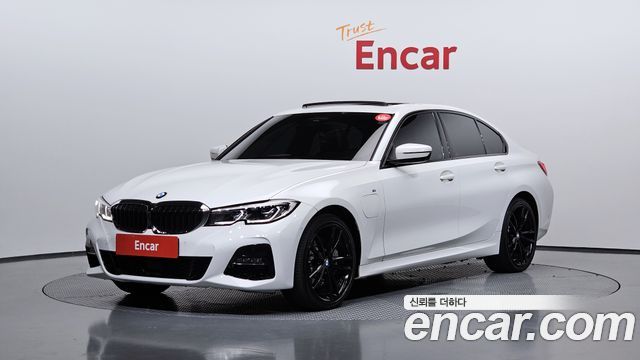 BMW 3-Series 330e M, фото 1 из 4
