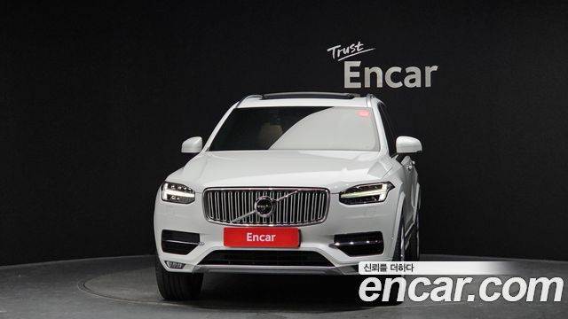 Volvo XC90 D5, фото 1 из 4