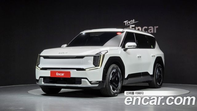Kia EV9 Long Range 2WD, фото 1 из 4