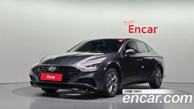 Hyundai Sonata 2.0, фото 1 из 4