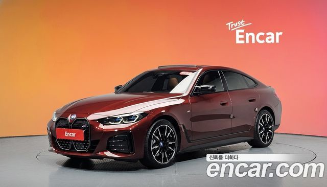BMW i4 M50, фото 1 из 4