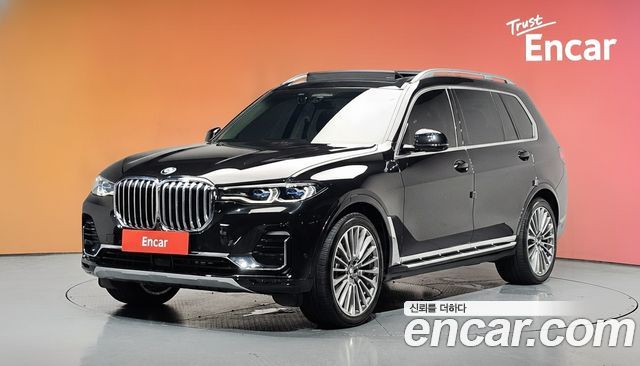 BMW X7 xDrive 40i 7 мест, фото 1 из 4