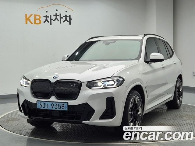 BMW iX3 M, фото 1 из 4