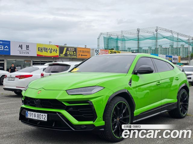 Lamborghini Urus 4.0 V8, фото 1 из 4