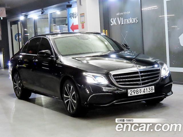 Mercedes-Benz E-Class E300e Exclusive, фото 1 из 4