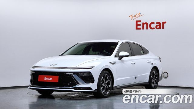 Hyundai Sonata 2.0, фото 1 из 4