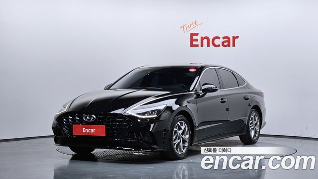 Hyundai Sonata 2.0, фото 1 из 4