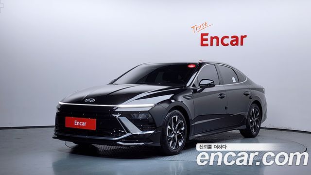 Hyundai Sonata 2.0, фото 1 из 4