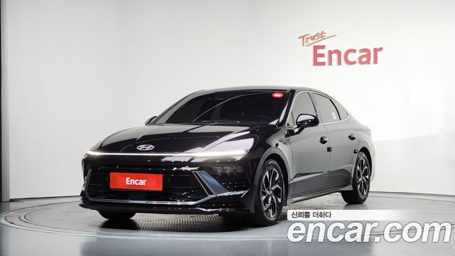 Hyundai Sonata 2.0, фото 1 из 4