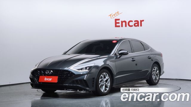Hyundai Sonata 2.0, фото 1 из 4