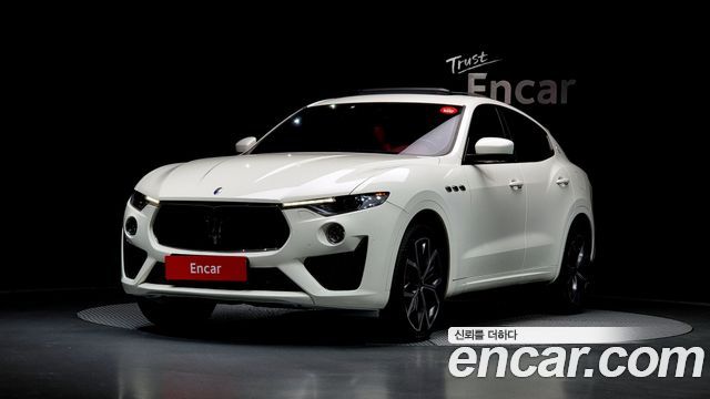 Maserati Levante 3.8 GTS AWD, фото 1 из 4