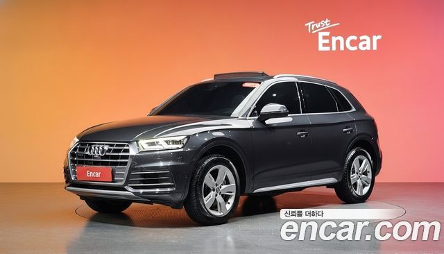 Audi Q5 45 TFSI Premium, фото 1 из 4