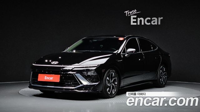 Hyundai Sonata 2.0, фото 1 из 4