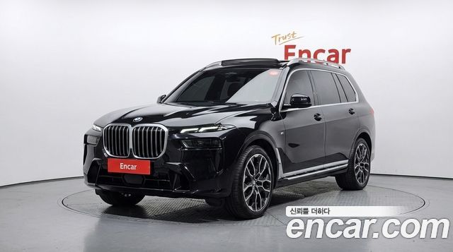BMW X7 xDrive 40i M 6 мест, фото 1 из 4
