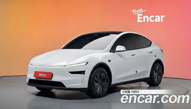 Tesla Model Y RWD, фото 1 из 4
