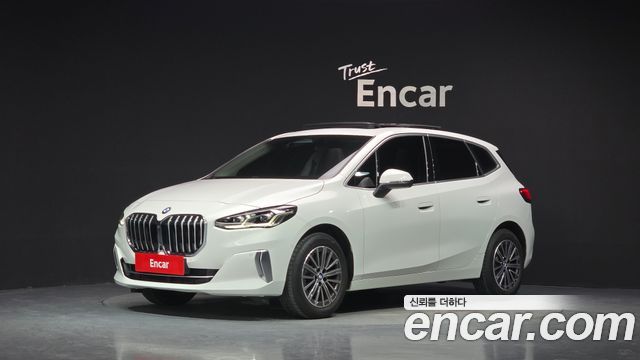 BMW 2-Series 220i Luxury, фото 1 из 4