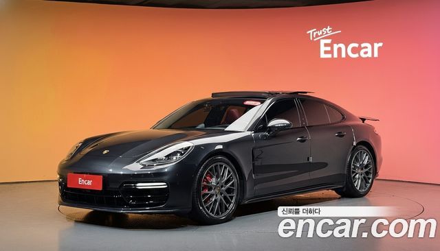 Porsche Panamera 4.0 GTS, фото 1 из 4