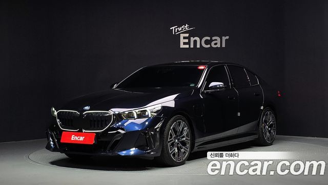 BMW 5-Series 530e xDrive M, фото 1 из 4