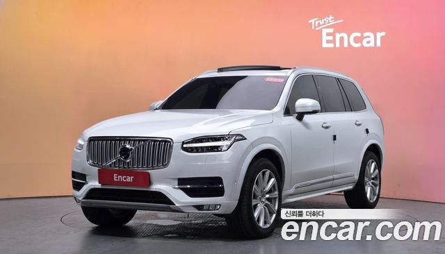 Volvo XC90 T6, фото 1 из 4