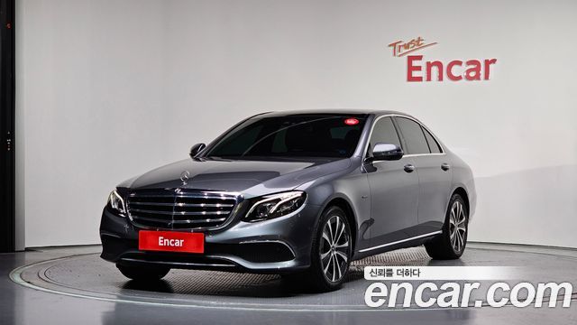 Mercedes-Benz E-Class E300e Exclusive, фото 1 из 4