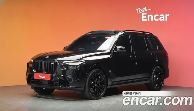 BMW X7 M60i xDrive M 6 мест, фото 1 из 4