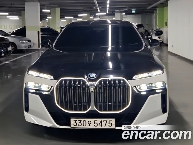 BMW 7-Series 750e xDrive M, фото 1 из 4