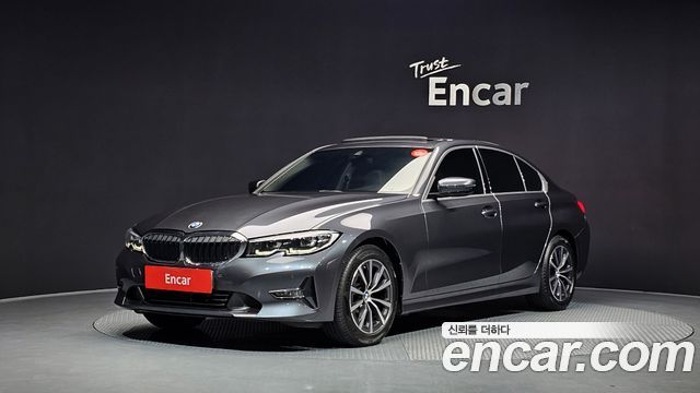 BMW 3-Series 320i, фото 1 из 4