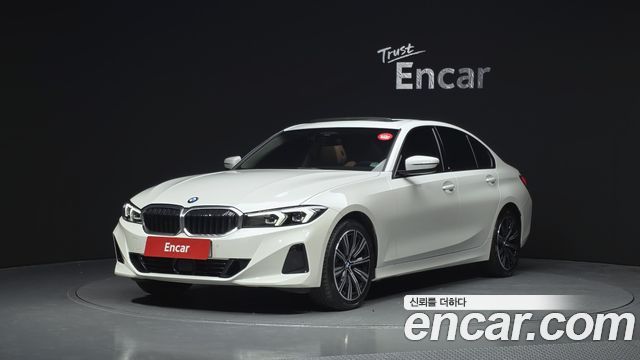 BMW 3-Series 320i, фото 1 из 4