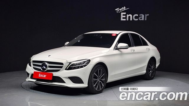 Mercedes-Benz C-Class C200, фото 1 из 4