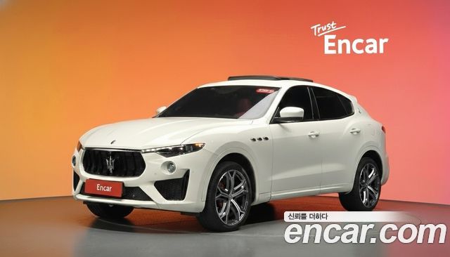 Maserati Levante 3.8 GTS AWD, фото 1 из 4