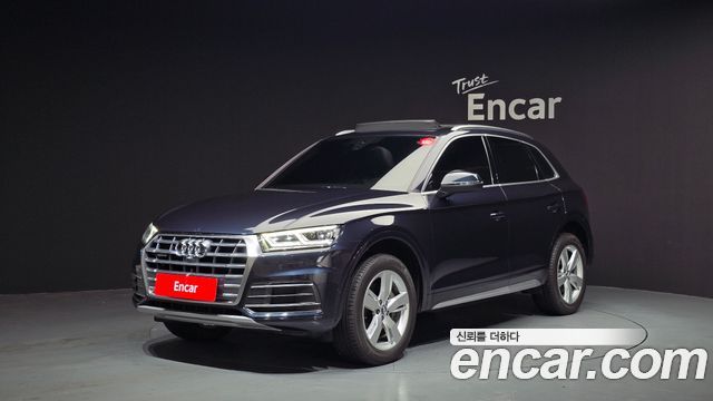 Audi Q5 40 TDI Premium, фото 1 из 4