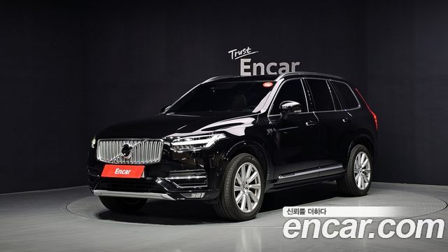 Volvo XC90 D5, фото 1 из 4
