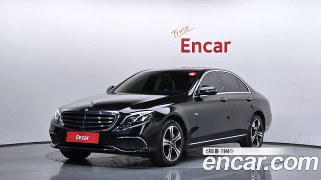 Mercedes-Benz E-Class E300 4MATIC Exclusive, фото 1 из 4
