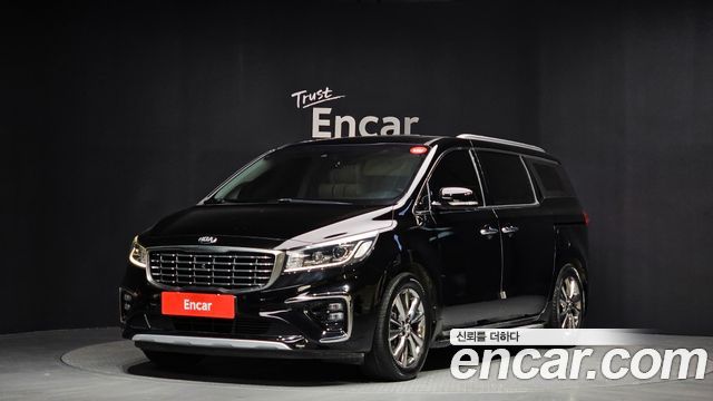 Kia Canival 9 мест Noblesse Special, фото 1 из 4