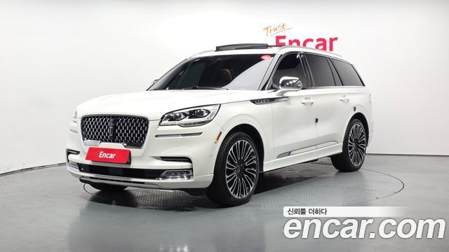 Lincoln Aviator 3.0 AWD, фото 1 из 4