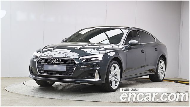 Audi A5 40 TFSI, фото 1 из 4