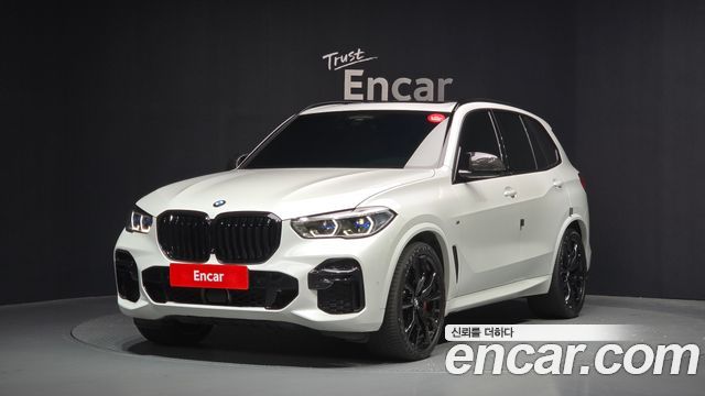 BMW X5 M50i, фото 1 из 4