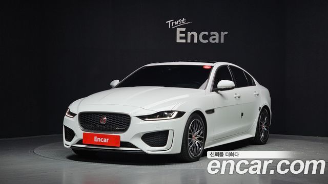 Jaguar XE D180 R- S, фото 1 из 4