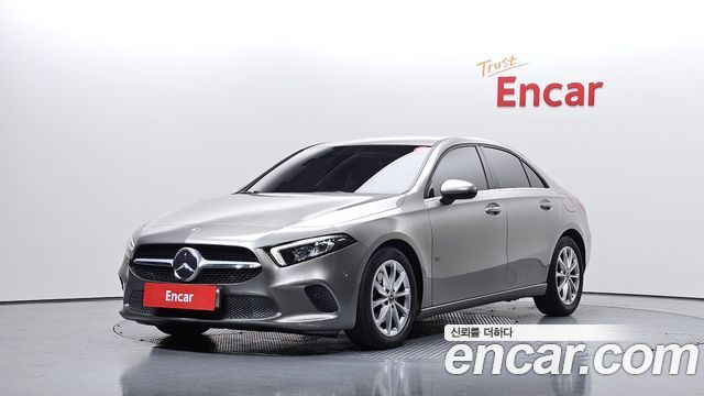 Mercedes-Benz A-Class A220, фото 1 из 4