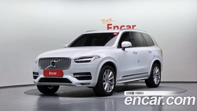 Volvo XC90 D5, фото 1 из 4