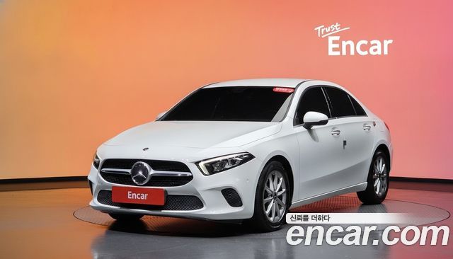 Mercedes-Benz A-Class A220, фото 1 из 4