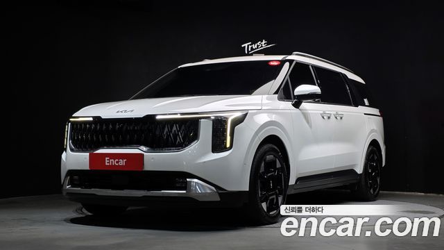 Kia Canival HEV 9 мест Noblesse, фото 1 из 4