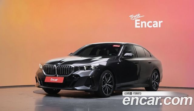 BMW 5-Series 530i xDrive M, фото 1 из 4
